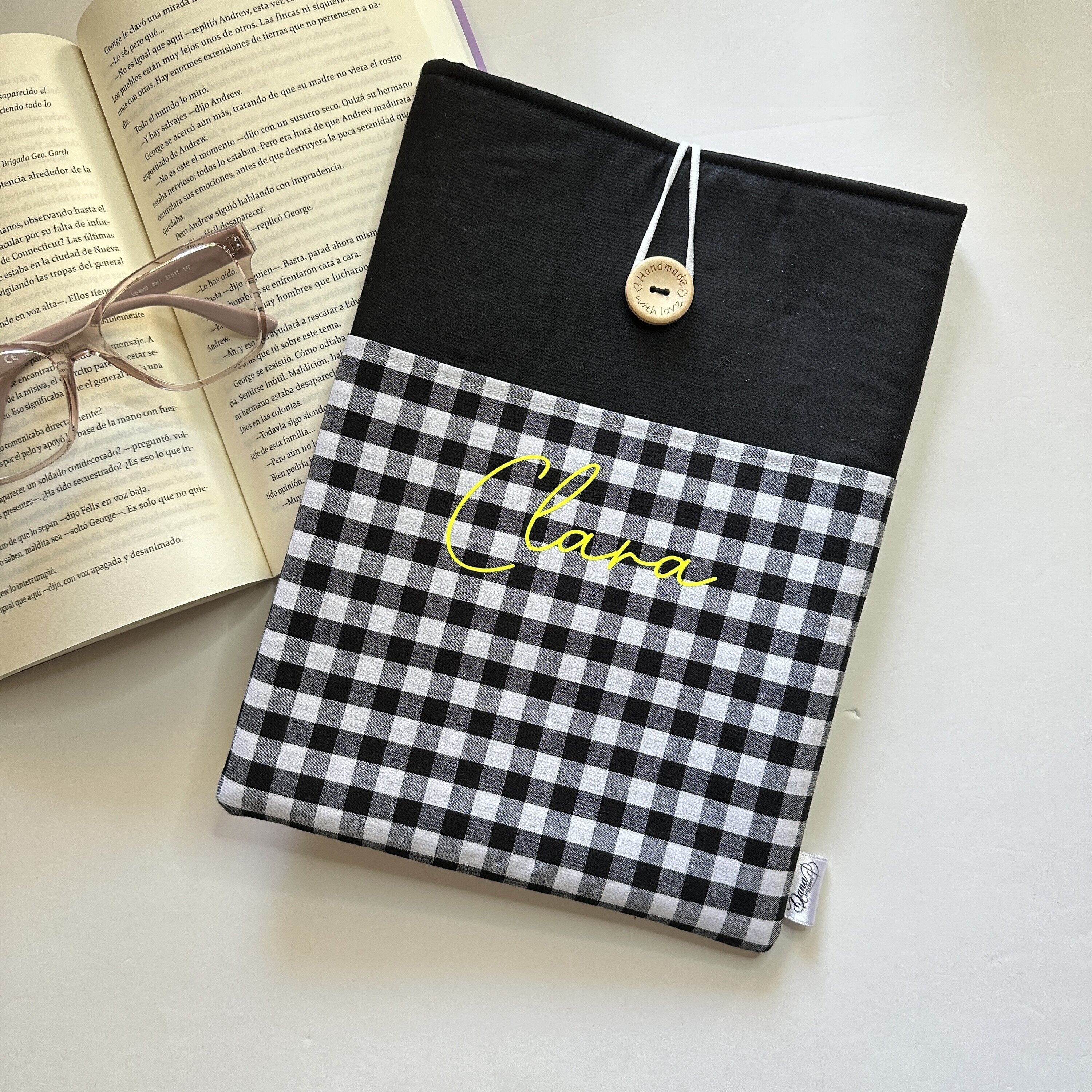 Funda de Libro Acolchada con Bolsillo · Combinado Liso y Vichy