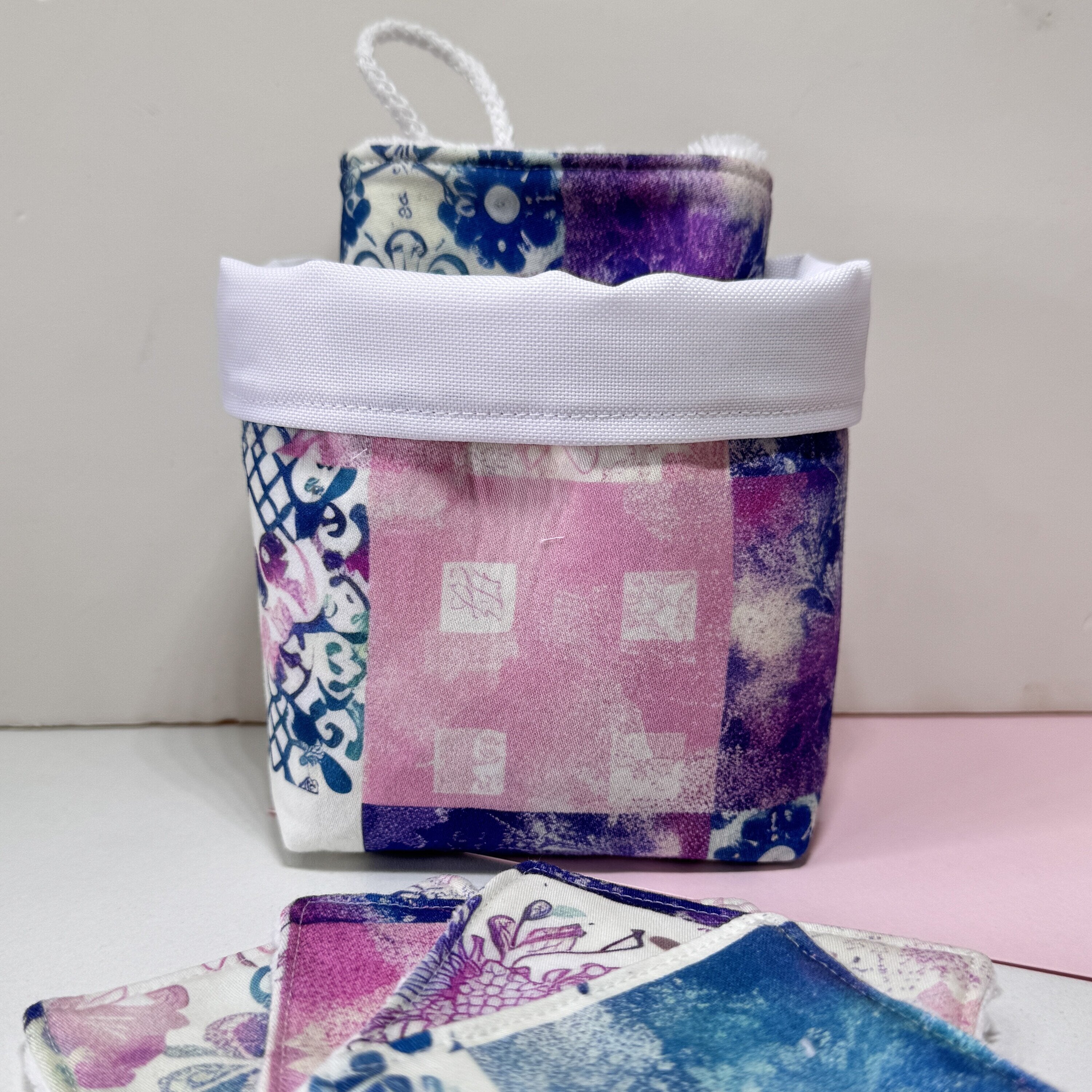 Cesta Skincare "Patchwork" con Toallitas de Rizo de Bambú