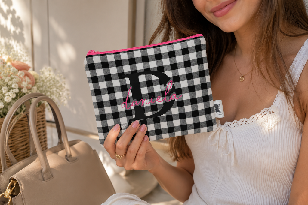 Neceser personalizado con nombre ✨ | Vichy negro & flúor