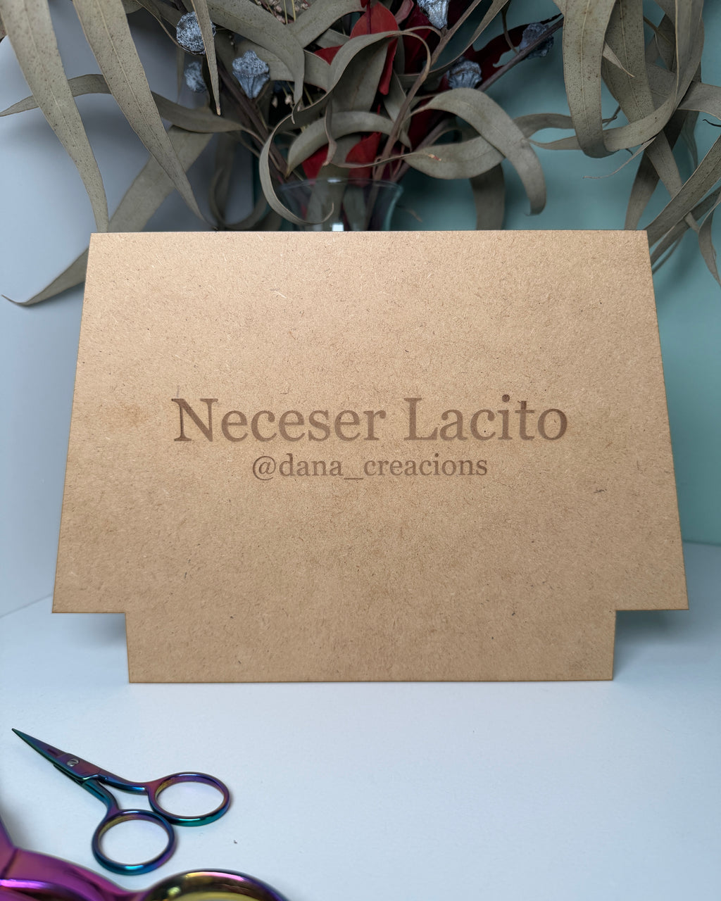 Neceser Lacito