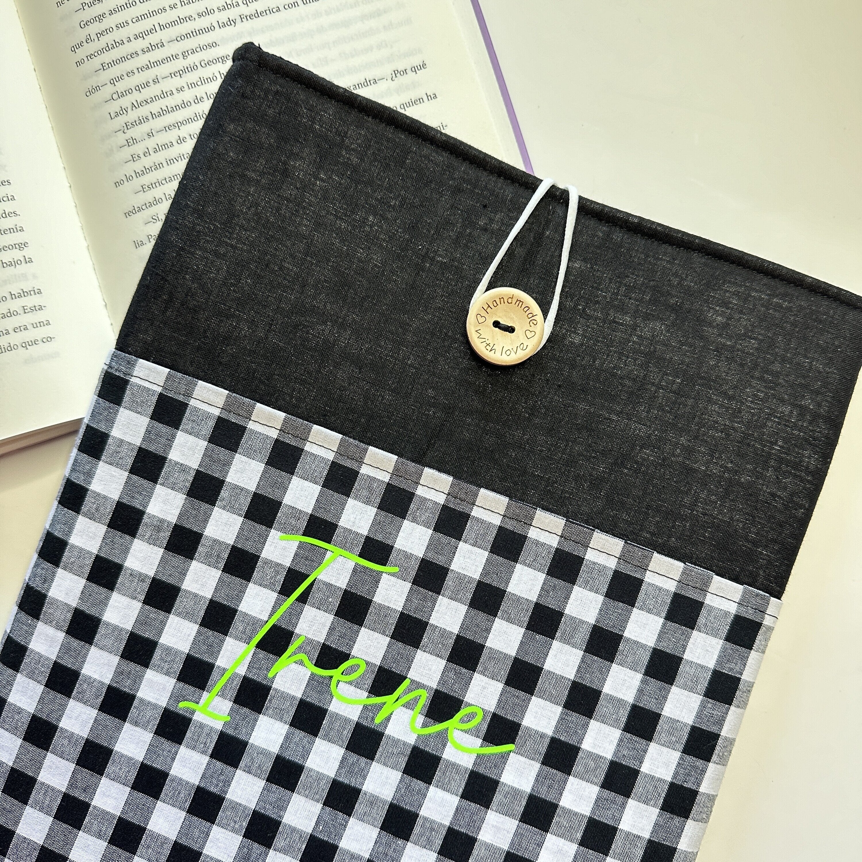 Funda de Libro Acolchada con Bolsillo · Combinado Liso y Vichy