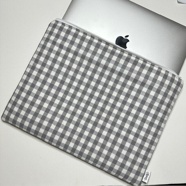 Funda de Ordenador Acolchada · Varios Colores · Personalizada