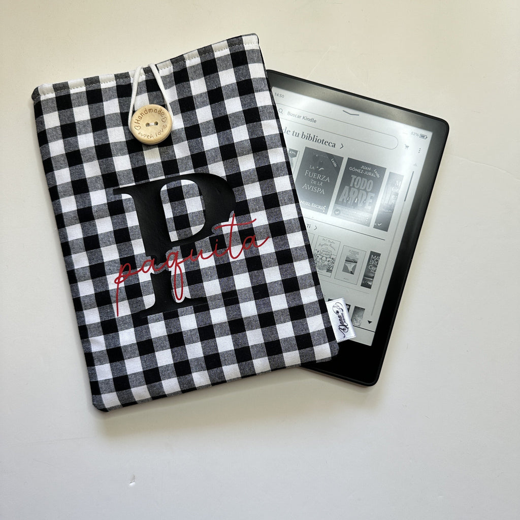 Funda de Ebook Acolchada con Cierre de Botón · Personalizada
